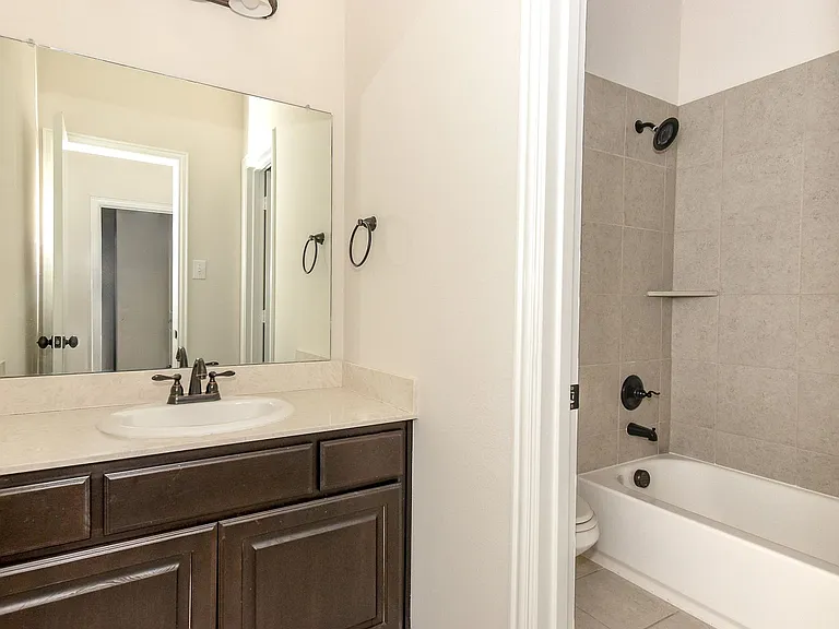 6819 Jade Dr — Photo 30