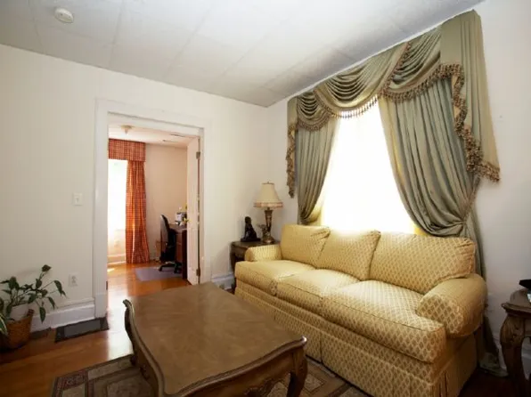 369 Kinderkamack Rd #R, Westwood, NJ 07675