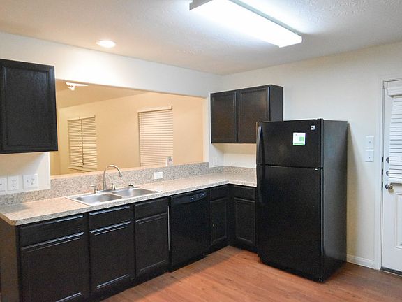 3rd image of 18922 N Lyford Dr
