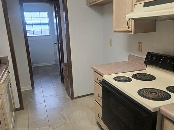 3rd image of 5552 Grand Bayou Dr