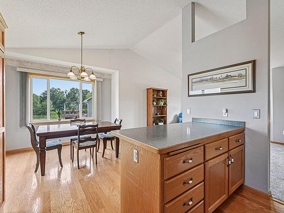 5th image of 7951 Joseph Ct