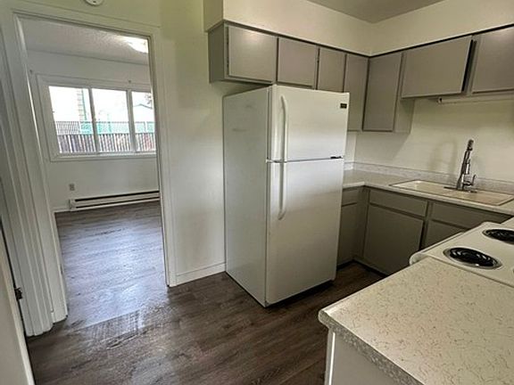 4th image of 4507 Cannon Ave #33