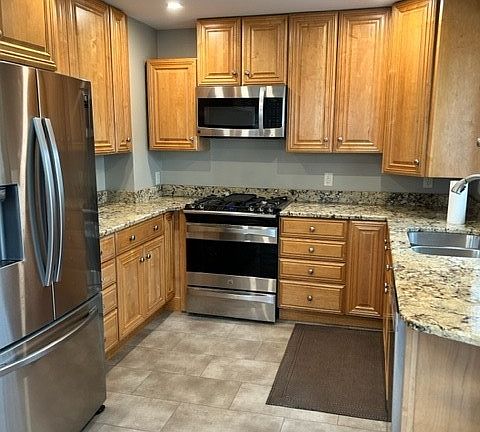 4th image of 307 Lehigh Ave