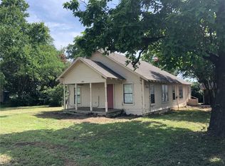 1102 Sherman Dr, Whitesboro, TX 76273