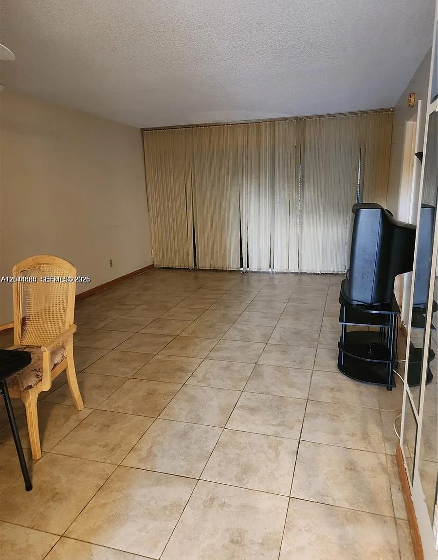 Bermuda Club Nine Condo — Photo 2