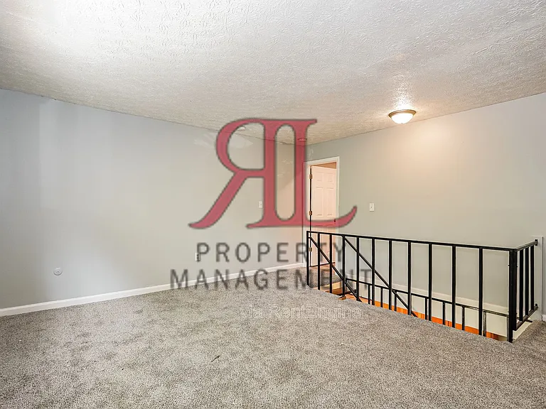4927 Myers Rd — Photo 11
