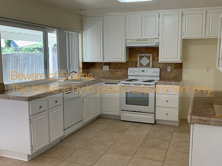 2069 Belmar Ct — Photo 11
