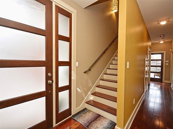 3rd image of 2204 La Casa Dr #B