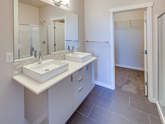 4th image of 621 Lot 29 Spring Vista Place