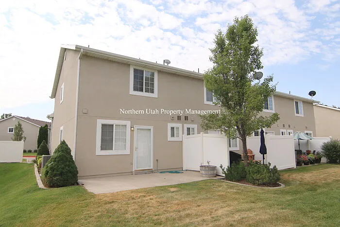 1328 E 6175 S — Photo 20