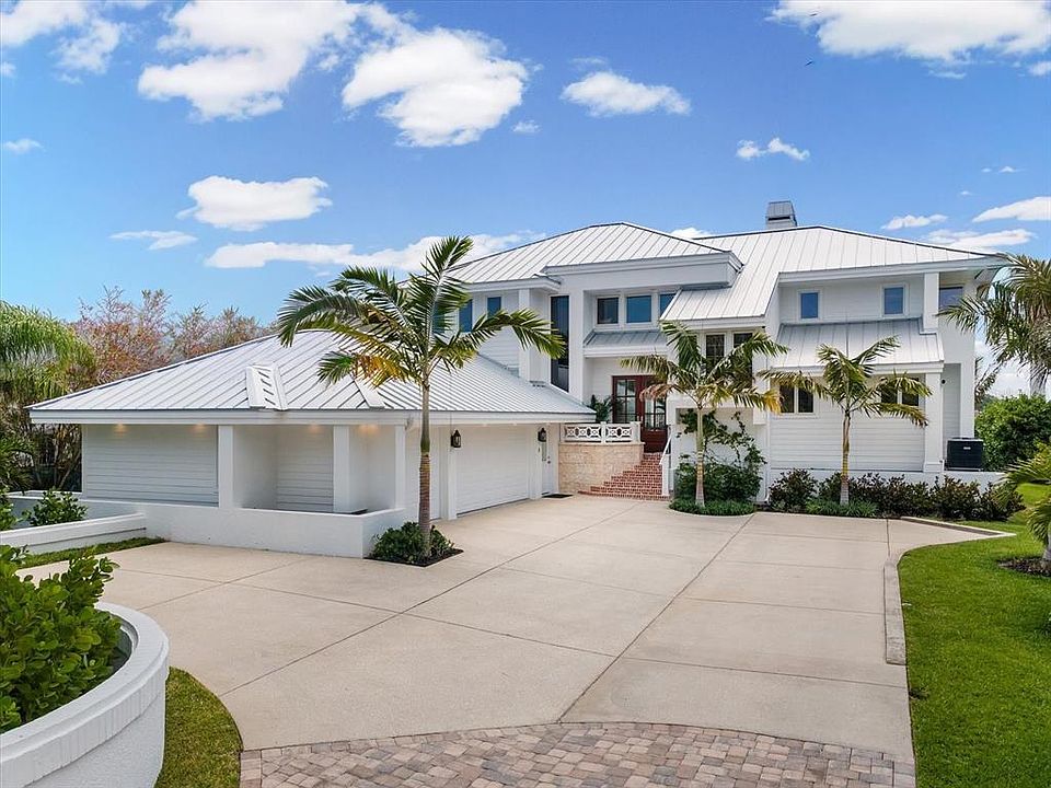 1st image of 433 ST ANDREWS DRIVE