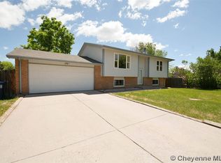 108 King Arthur Ct, Cheyenne, WY 82009