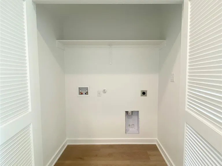 700 Horseshoe Dr #101 — Photo 6