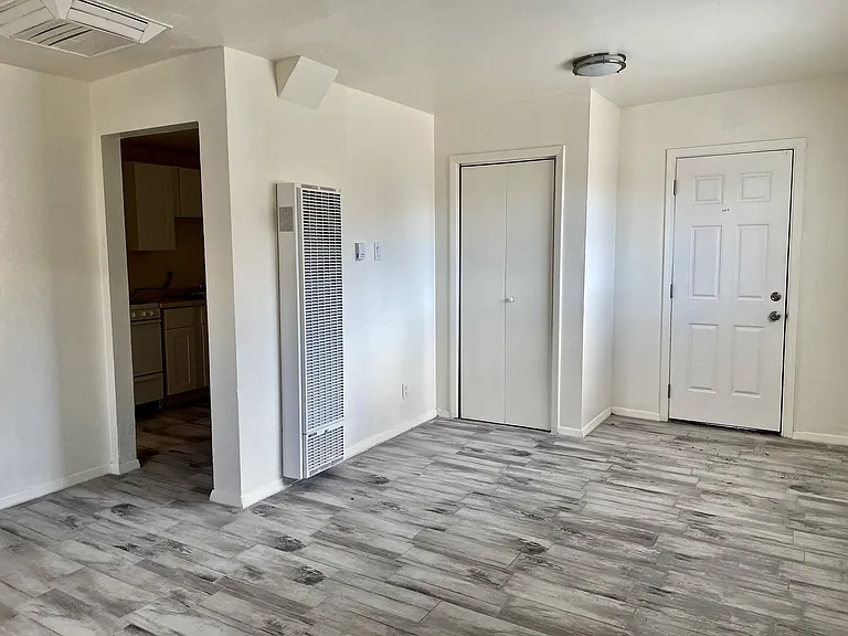 4301 Mesa Grande SE - A — Photo 7