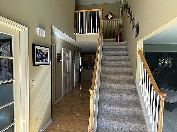 3rd image of 46610 Woodside Dr #17