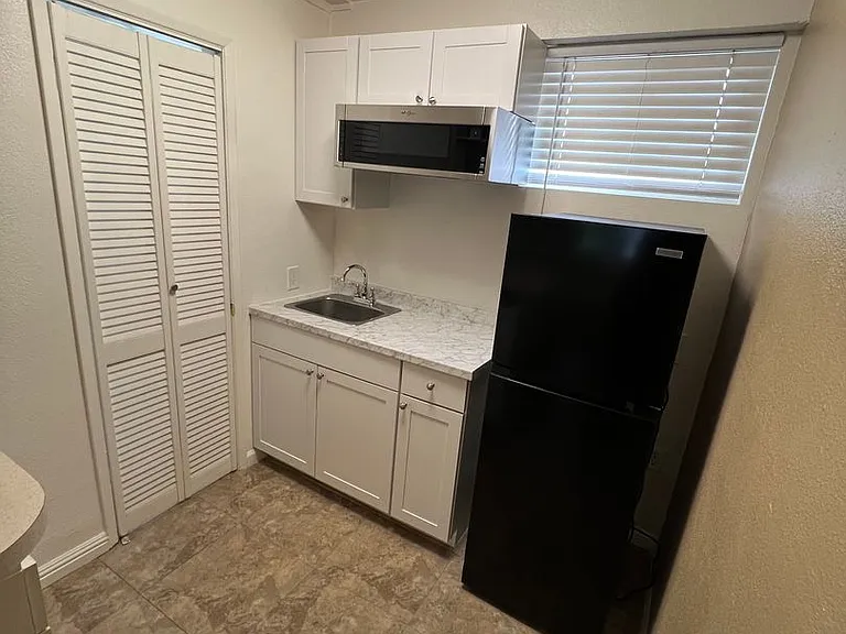 201 Surfrider Way — Photo 30
