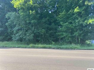 17715 Gambier Rd, Mount Vernon, OH 43050