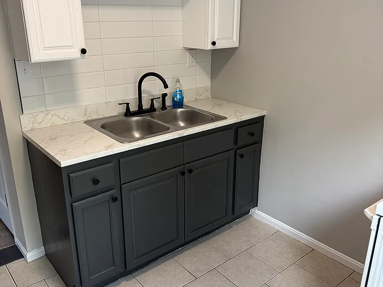 950 Millville Ave #6 — Photo 11