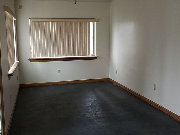 2nd image of 904 Bellefonte Ave