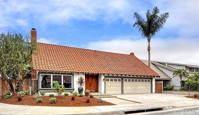 1st image of 19611 Sacramento Ln