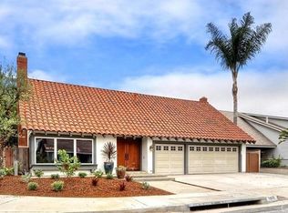 19611 Sacramento Ln, Huntington Beach, CA 92646