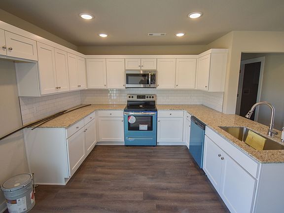 5th image of 356 N Wyandotte St