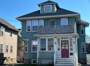 578 Weld St, West Roxbury, MA 02132