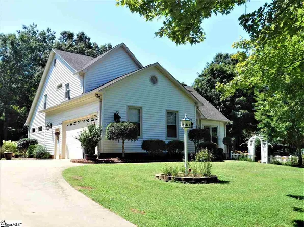 102 Lex Ct, Greer, SC 29651