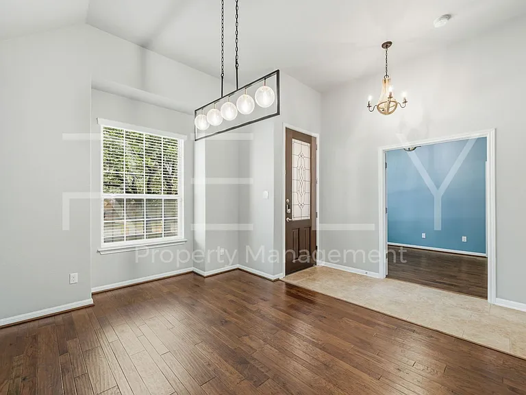 227 Choke Canyon Ln — Photo 6