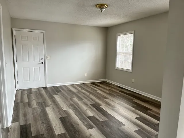 410 W Ward Ave #B — Photo 5