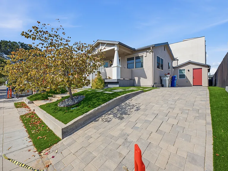 3718 Nile St — Photo 16