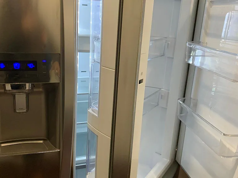Grab-n-Go door