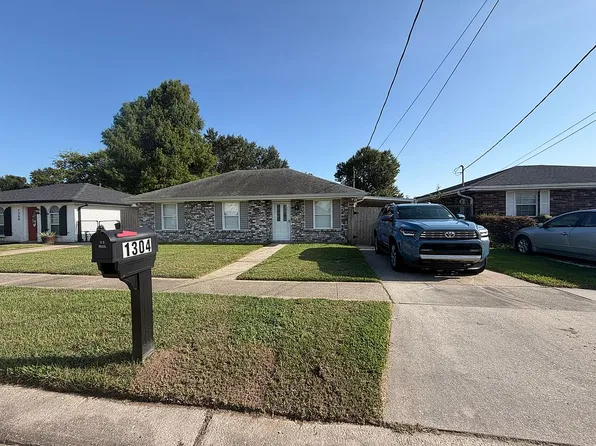 1304 Green Ave, Saint Bernard, LA 70085