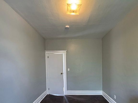 4th image of 97 Cummings St Floor 2