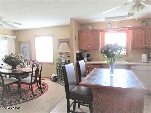3rd image of 303 Williams Ct