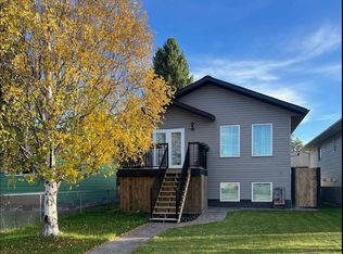 4819 N 17th Ave, Edson, AB T7E1G4