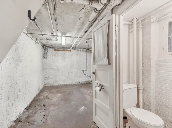 536 68th Street image 25 of 32