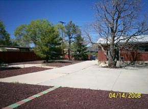 2nd image of 637 W Douglas Ave