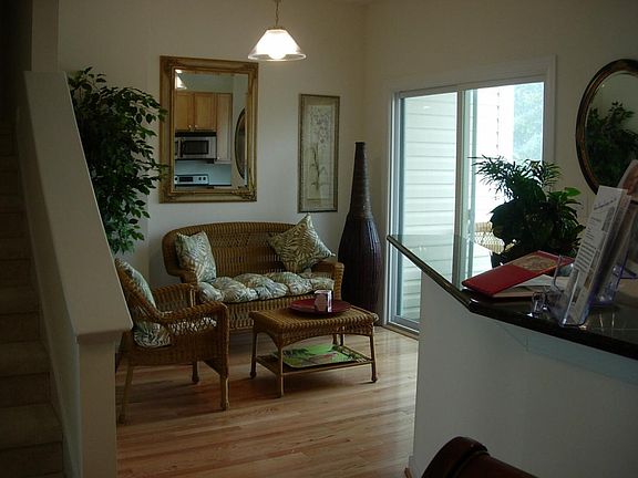 2nd image of 21016BALTIC Avenue