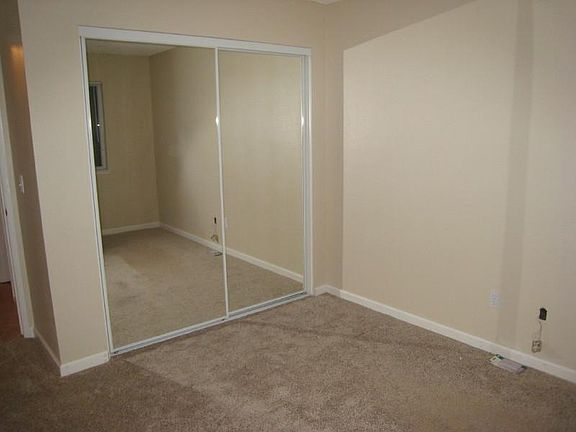 5th image of 299 Porter Dr