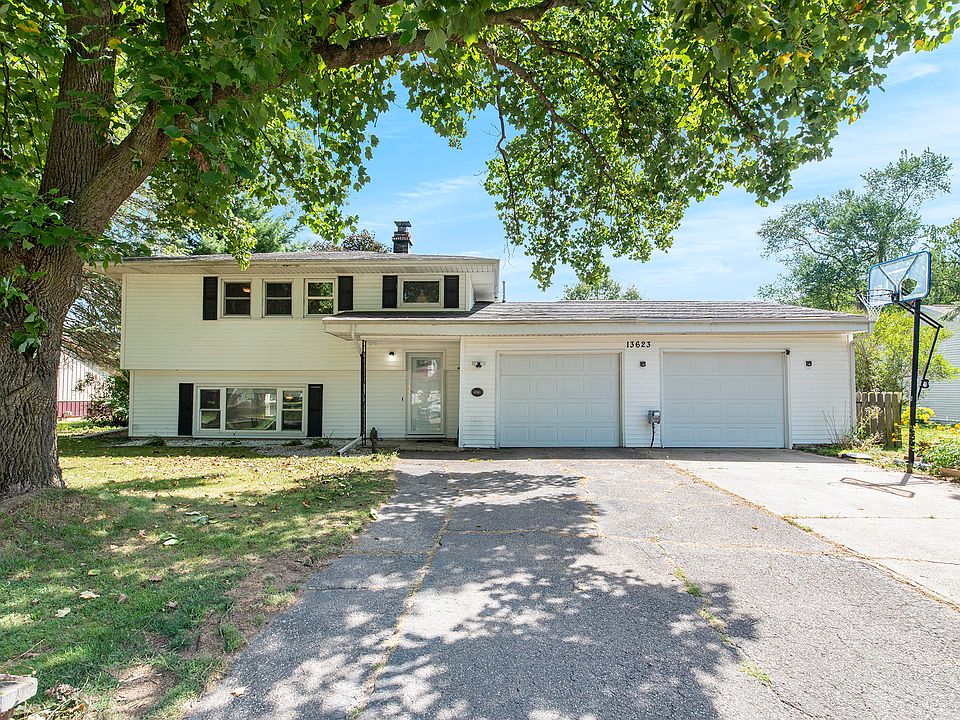 1st image of 13623 E Tremblay Dr