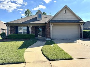 312 W 121st Pl S, Jenks, OK 74037