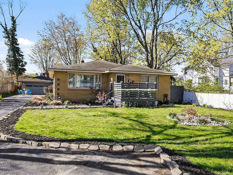 1st image of 342 E Napier Ave