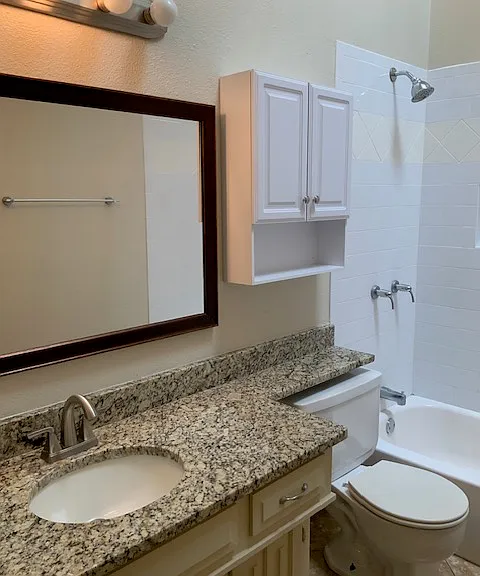 2305 Shady Creek Dr — Photo 7