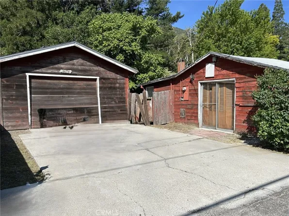 13923 Meadow Ln, Lytle Creek, CA 92358