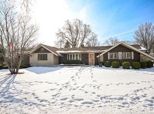 1727 Warwick Ln, Schaumburg, IL 60193