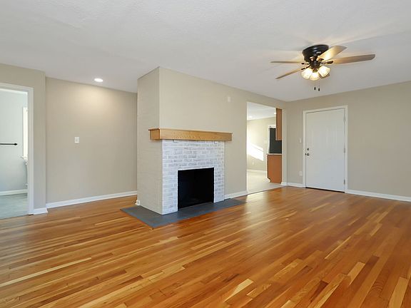 4th image of 11 Sandpiper St