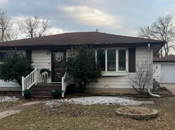 1411 14th Ave S, Grand Forks, ND 58201