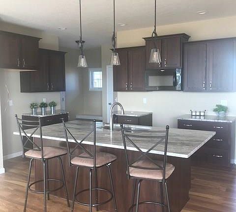 3rd image of 5156 Overlook Ln