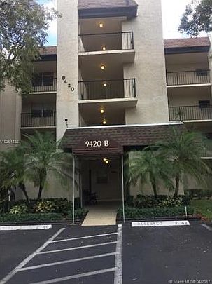 2nd image of 9420 Poinciana Pl APT 102